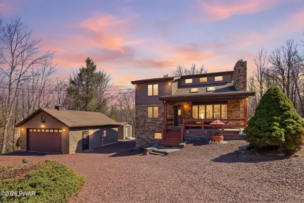 16 Squirrel Mew, Lake Ariel, PA 18436