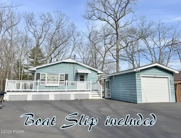 13 Oak Drive, Lakeville, PA 18438