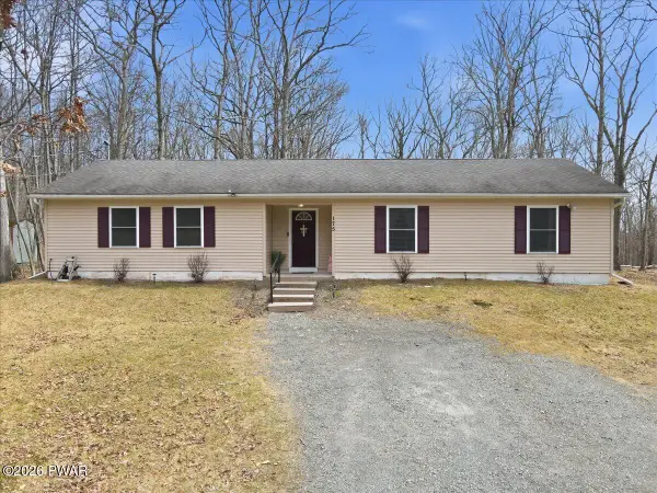 175 Oak Hill Road, Hawley, PA 18428