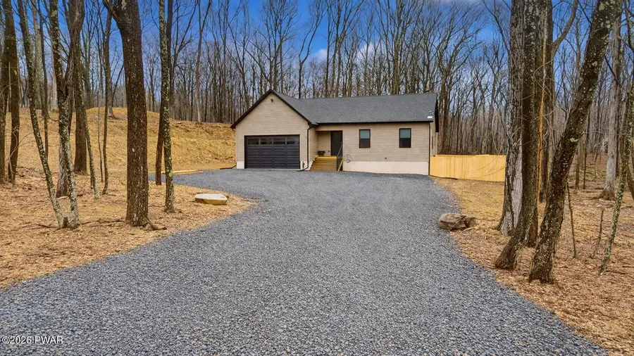 109 Pitch Pine Lane, Milford, PA 18337 - #2