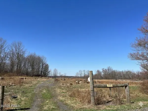 Bryn Mawr Road, Honesdale, PA 18431