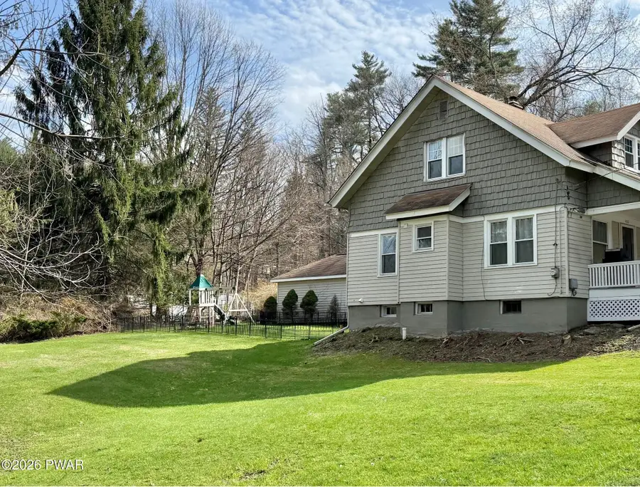 406 Welwood Avenue, Hawley, PA 18428 - #2