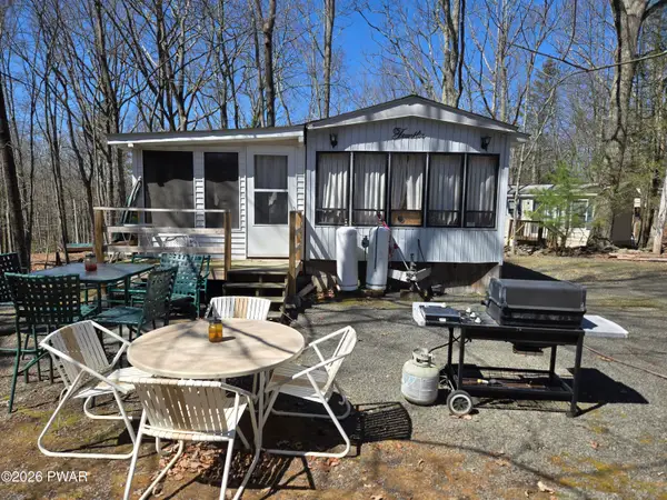 104 Blue Spruce Lane, Shohola, PA 18458