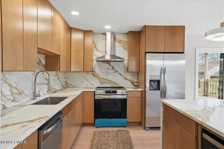 402 Shiny Mountain Court, Greentown, PA 18426 - #3