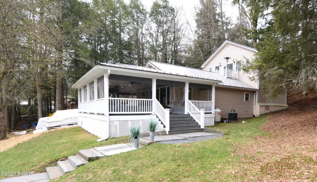 132 River Road, Greentown, PA 18426 - #1