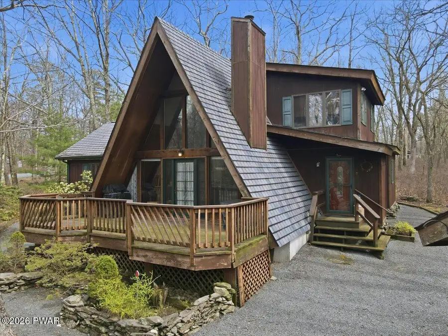 802 E Spur Court, Lords Valley, PA 18428 - #2