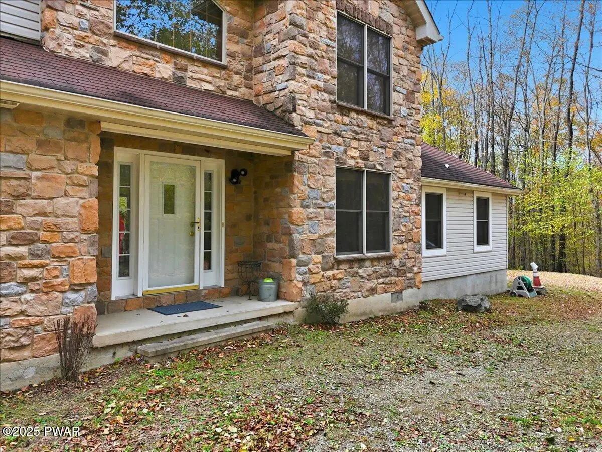 135 Split Rock Road, Newfoundland, PA 18445 - #1