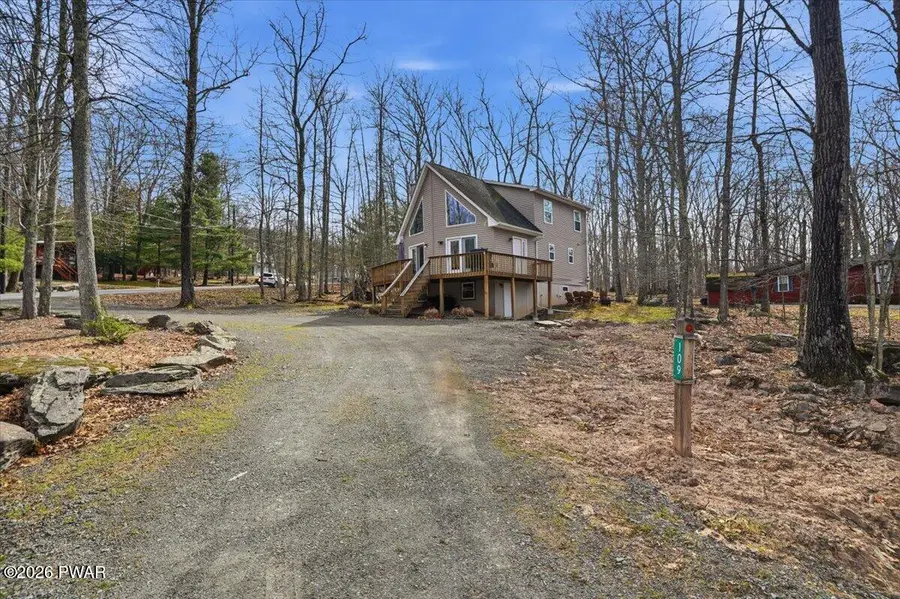 109 Robin Way, Lackawaxen, PA 18435 - #2