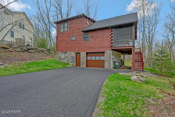 111 West End Drive, Lords Valley, PA 18428