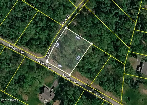 28 Navajo Trail, Gouldsboro, PA 18424