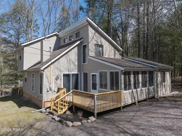 1044 Red Hawk Drive, Lake Ariel, PA 18436