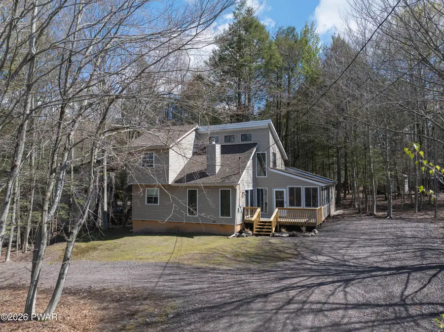 1044 Red Hawk Drive, Lake Ariel, PA 18436 - #2