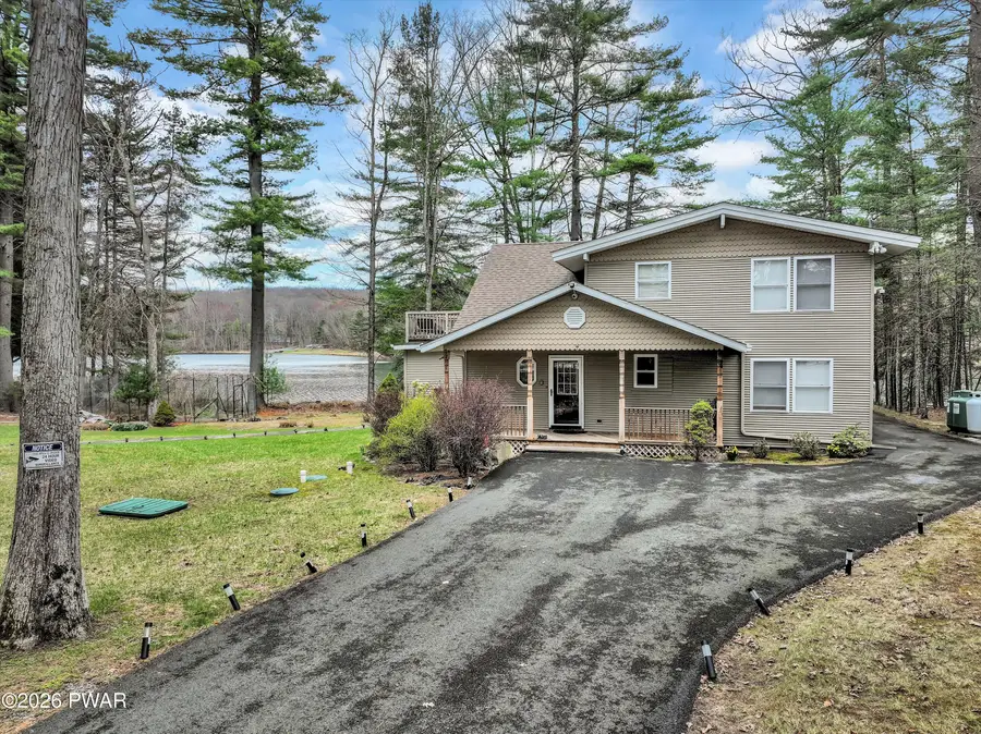 135 Hemlock Point Court, Hawley, PA 18428 - #2