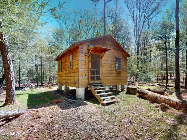 112 Seminole Road, Shohola, PA 18458