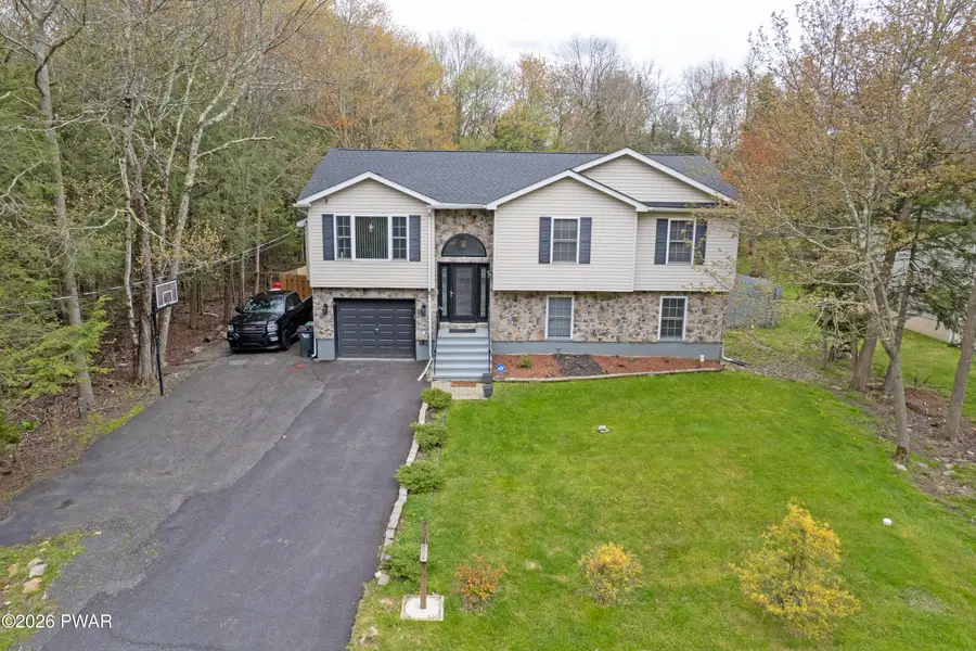 412 Scotch Pine Drive, Pocono Summit, PA 18346 - #2