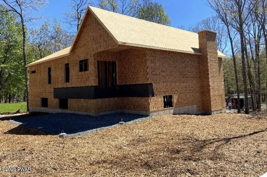215 Cottonwood Drive, Hawley, PA 18428 - #3
