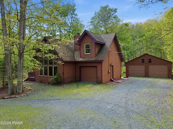 121 Dogwood Lane, Canadensis, PA 18325