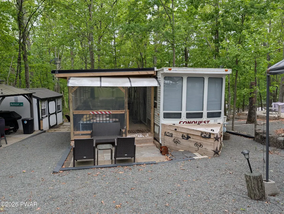 186 Shohola Parkway N, Shohola, PA 18458 - #1