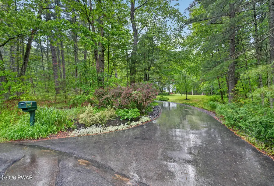 107 Valley Court, Milford, PA 18337 - #2