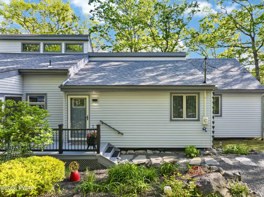 105 Cliff Drive, Hawley, PA 18428 - #3