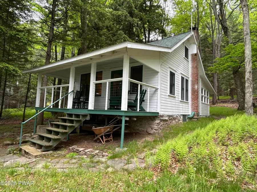 111 Ridgefield Point Road, Greentown, PA 18426 - #3