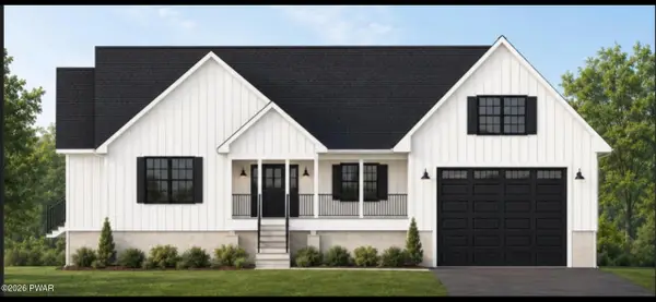 800 Lasso Court S, Lords Valley, PA 18428