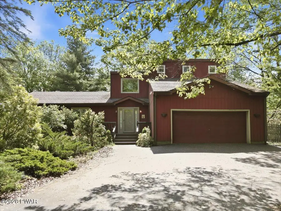 806 Lariat Court, Hawley, PA 18428 - #2