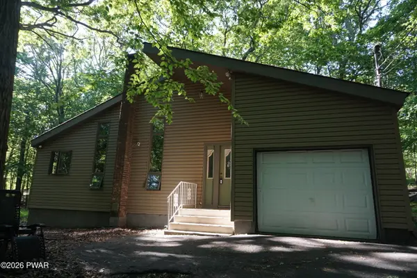 109 Eagle Court, Bushkill, PA 18324