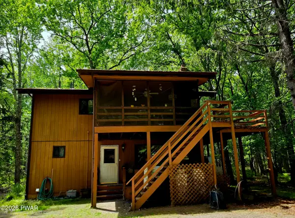 104 Boulder Drive, Lords Valley, PA 18428