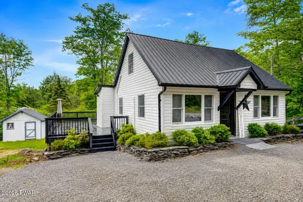 959 Rt 507, Greentown, PA 18426