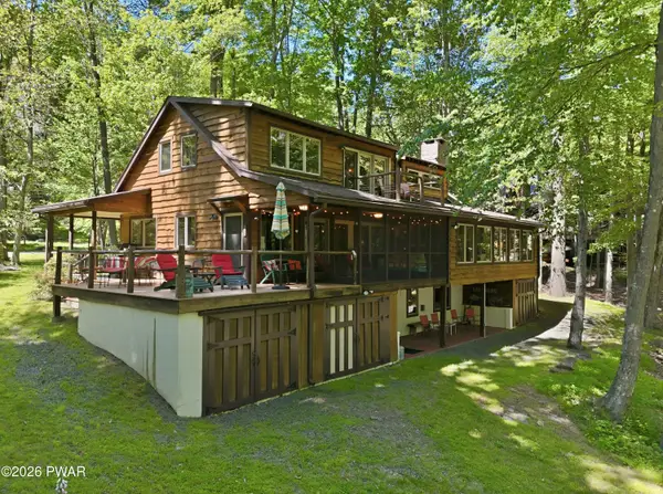 1456 Lakeland Drive, Lake Ariel, PA 18436