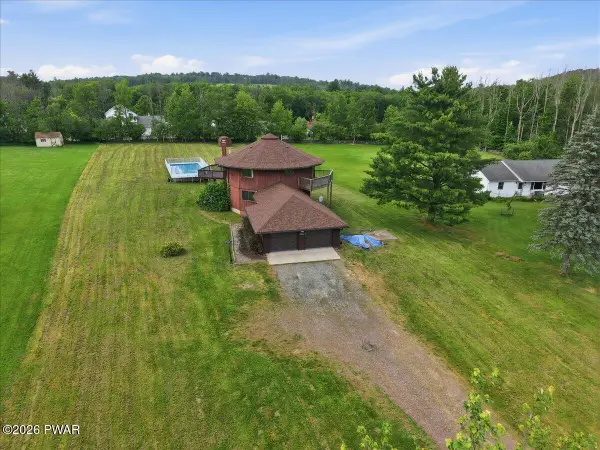 1427 Beach Lake Highway, Beach Lake, PA 18405