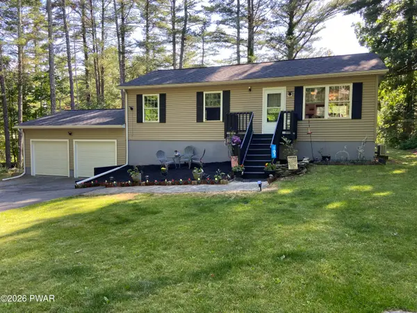 103 Larch Court, Dingmans Ferry, PA 18328