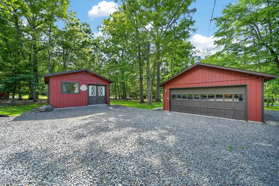 146 Yacht Club Drive, Greentown, PA 18426 - #2