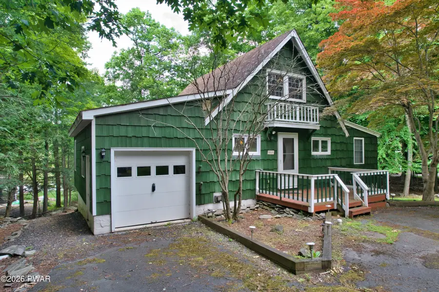 153 Mountain Lake Drive, Dingmans Ferry, PA 18328 - #2