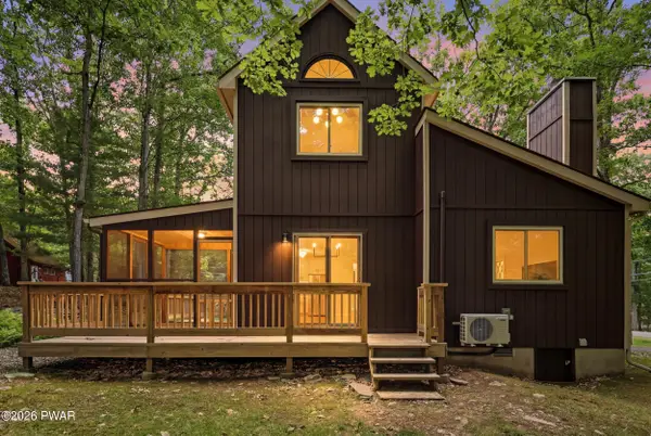 140 Maple Leaf Road, Lackawaxen, PA 18435