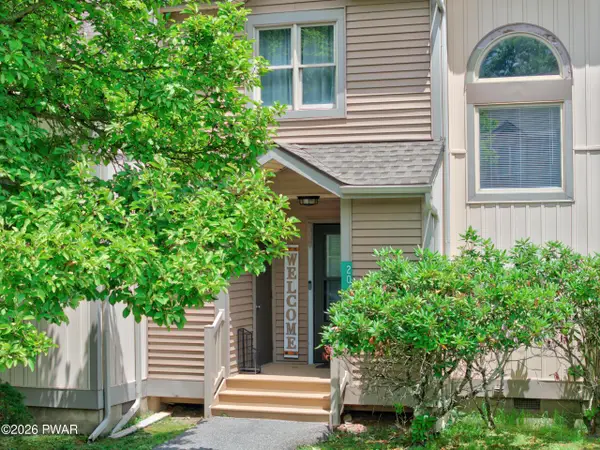204 Northslope Ii Road, East Stroudsburg, PA 18302