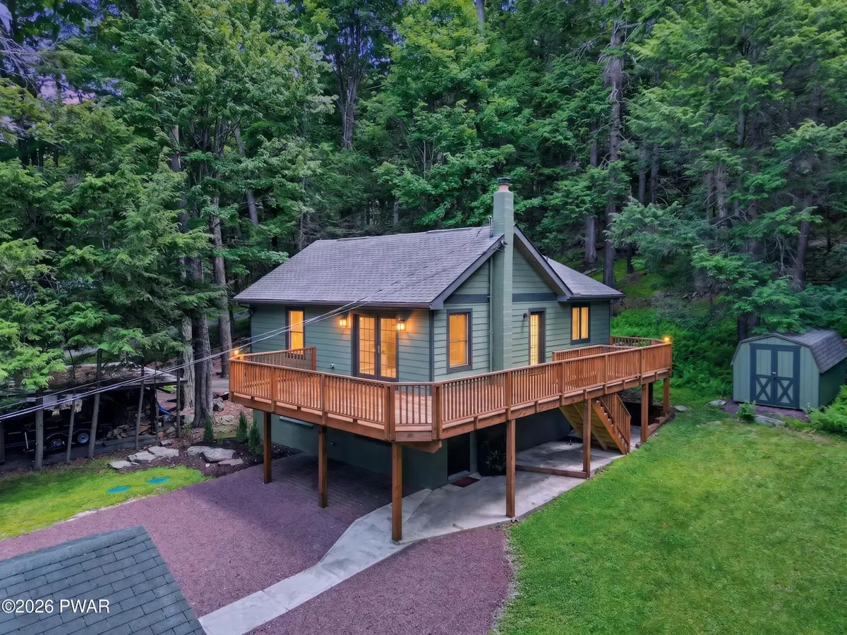215 Lennon Road, Greentown, PA 18426 - #1