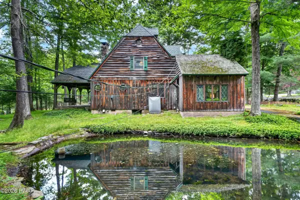 101 W Birch Lane, Greentown, PA 18426