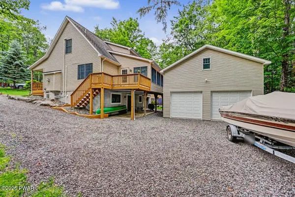 1079 Indian Drive, Lake Ariel, PA 18436