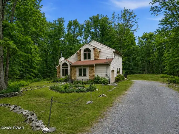 3176 Bluebird Drive, Bushkill, PA 18324