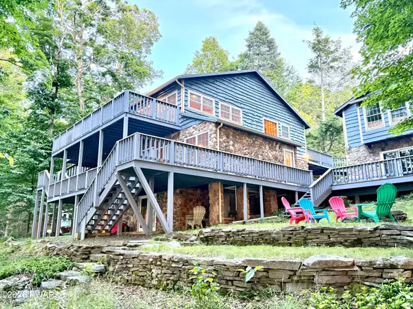 144 Waterfront, Greentown, PA 18426