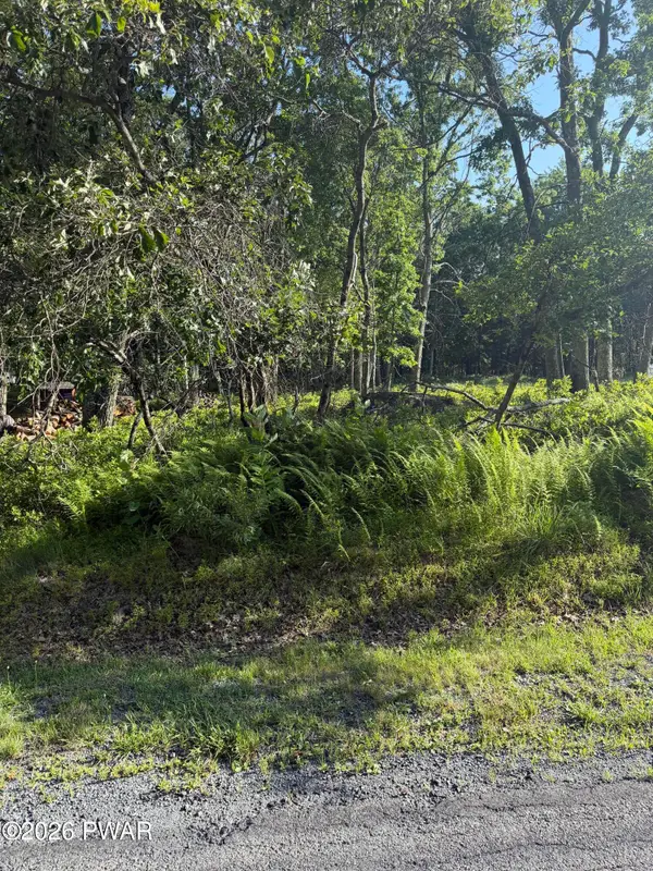 Lot 74 Bear Drive, Bushkill, PA 18324