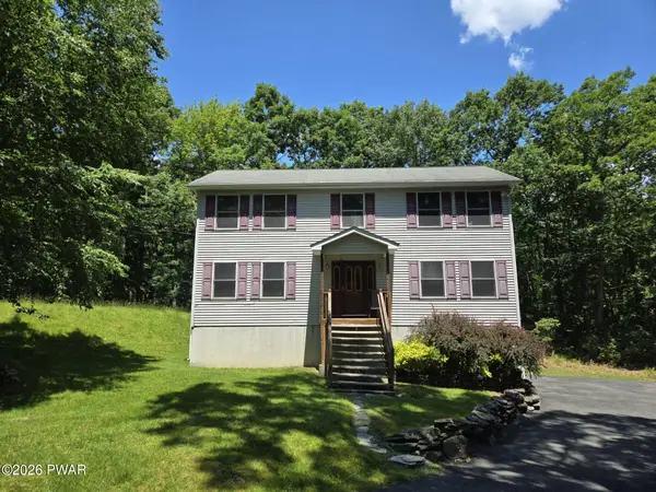 102 Bobwood Lane, Milford, PA 18337