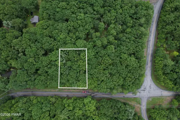 Tom Quick Road, Dingmans Ferry, PA 18328