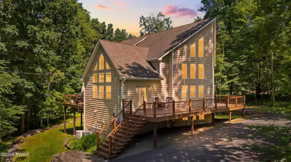 166 Eagle Rock Road, Lackawaxen, PA 18435