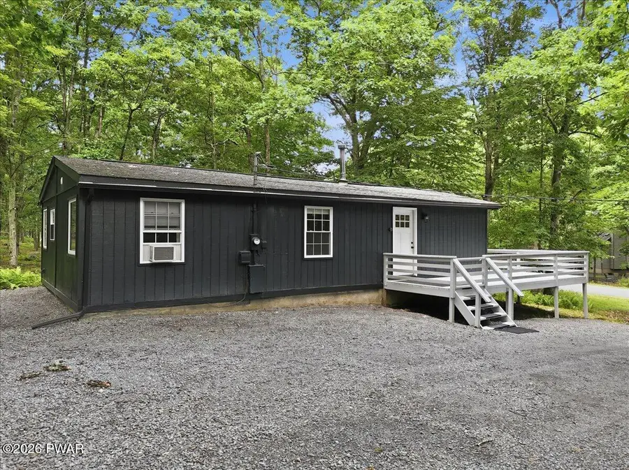 182 Robin Way, Lackawaxen, PA 18435 - #3