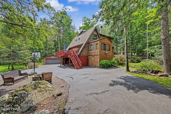 1009 Rolling Hills Drive, Lake Ariel, PA 18436
