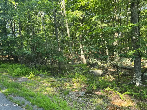 260 Seneca Drive, Milford, PA 18337
