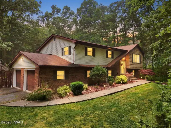 154 Santos Drive, Milford, PA 18337